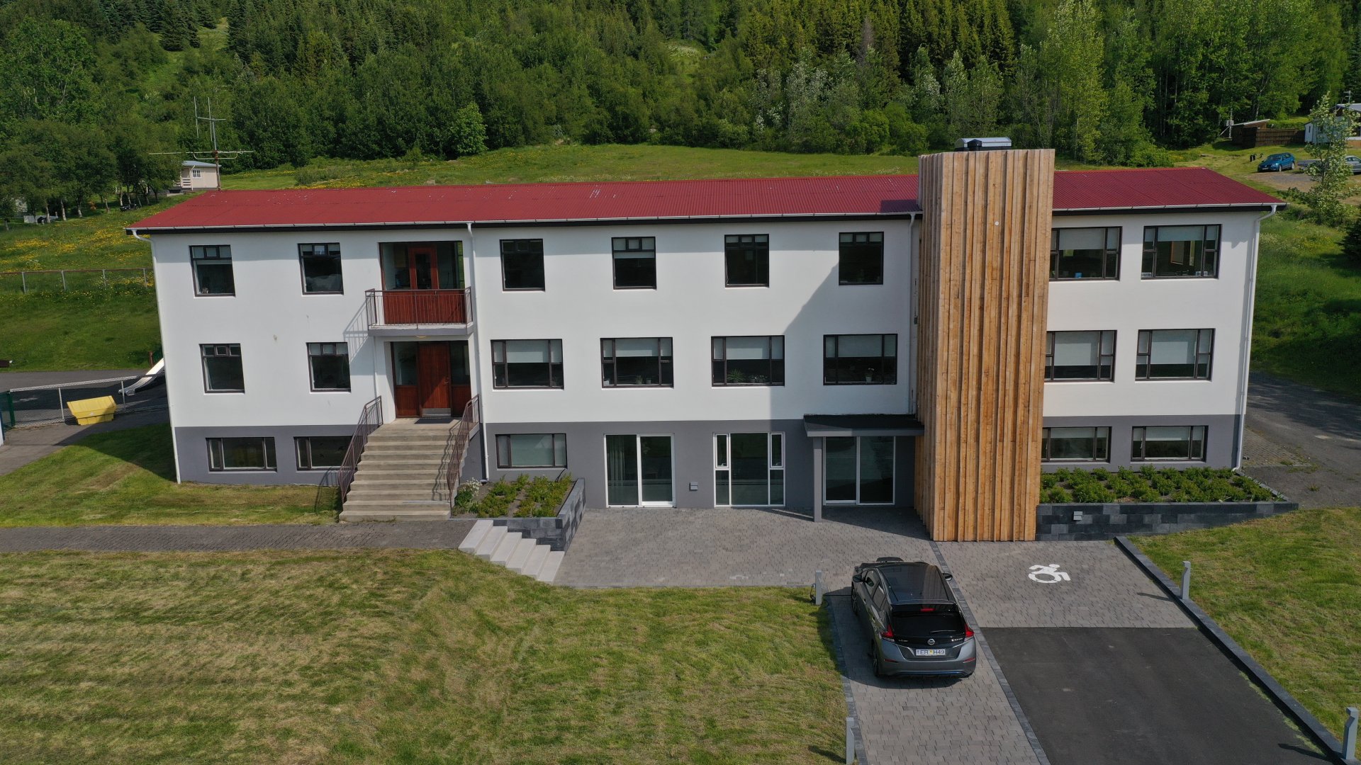 Laus staða aðalbókara