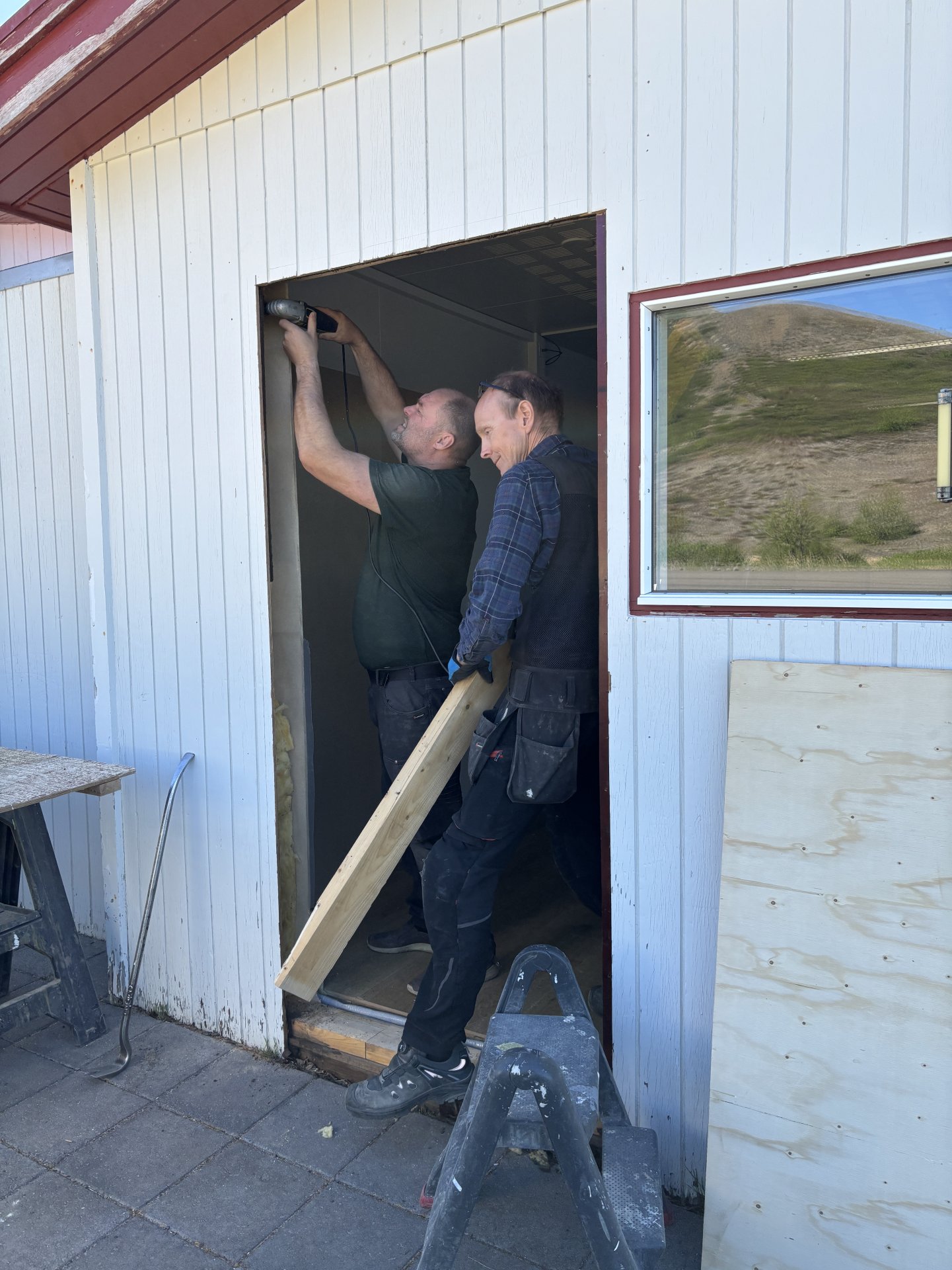 Framkvæmdir við Hlíðarveg 6