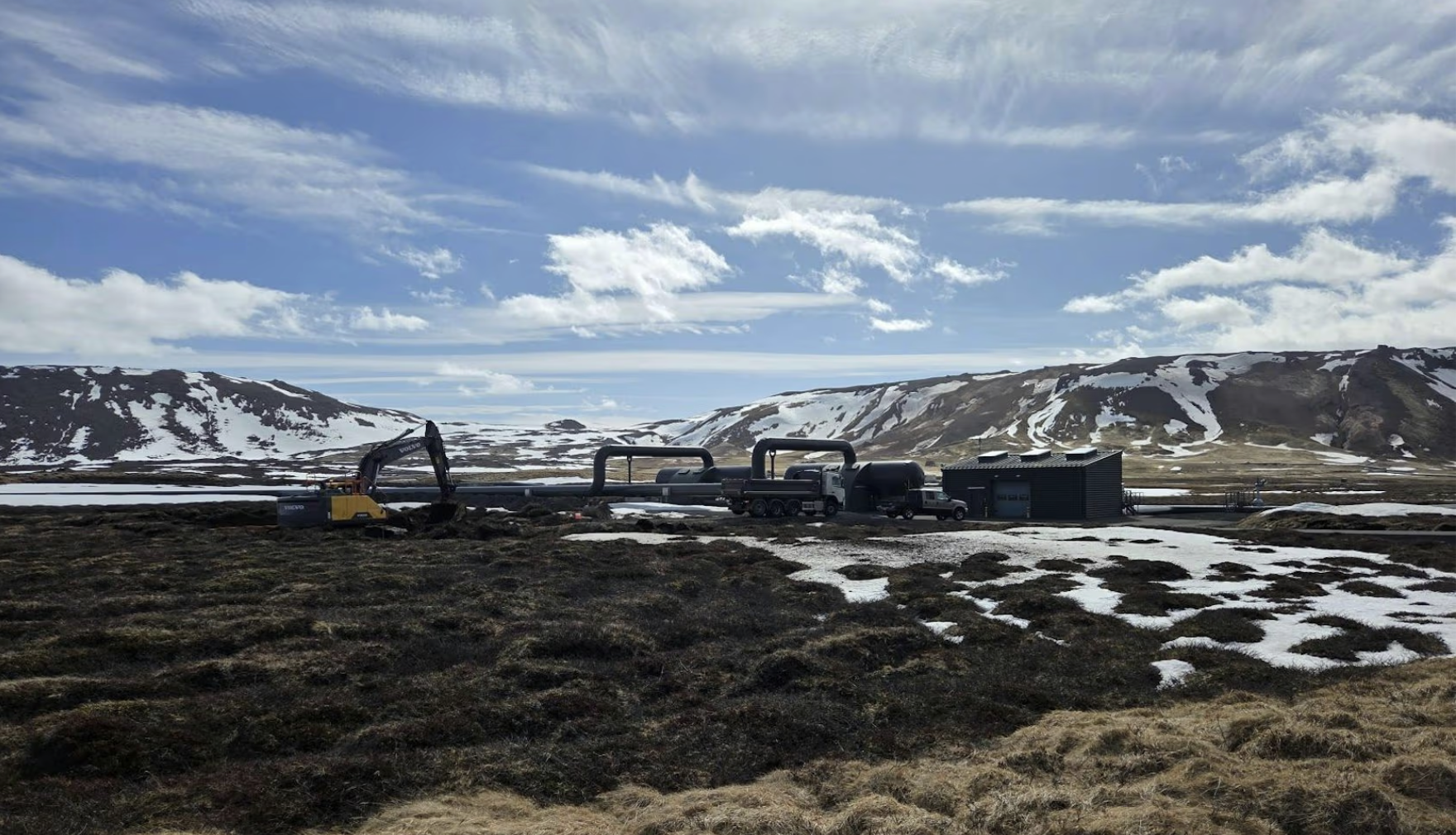 Fyrsta húsið á nýrri fjölnýtingarlóð á Þeistareykjum tekið að rísa