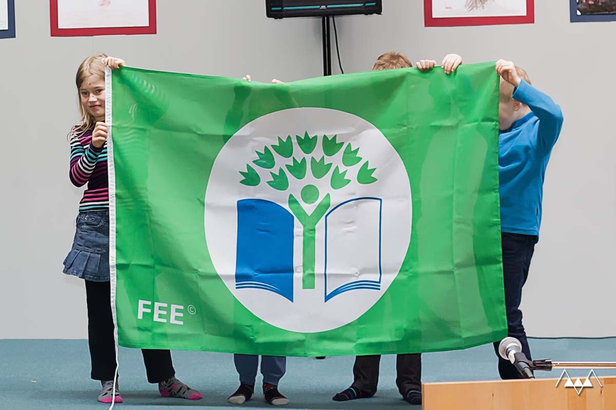 UMHVERFIS- OG LÝÐHEILSUÞING STÓRUTJARNASKÓLA